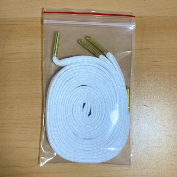 Puma Suede Classic x Hello Kitty 50th Anniversary Sneakers — Women's 9 - Picture 15 of 15